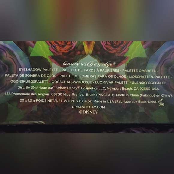 NWOT Urban Decay Disney Alice Through The Looking Glass Eyeshadow Palette - Picture 3 of 9